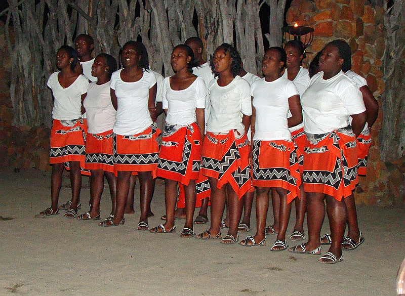 lhboma1.jpg - Some local talent entertained us one evening at the Boma.