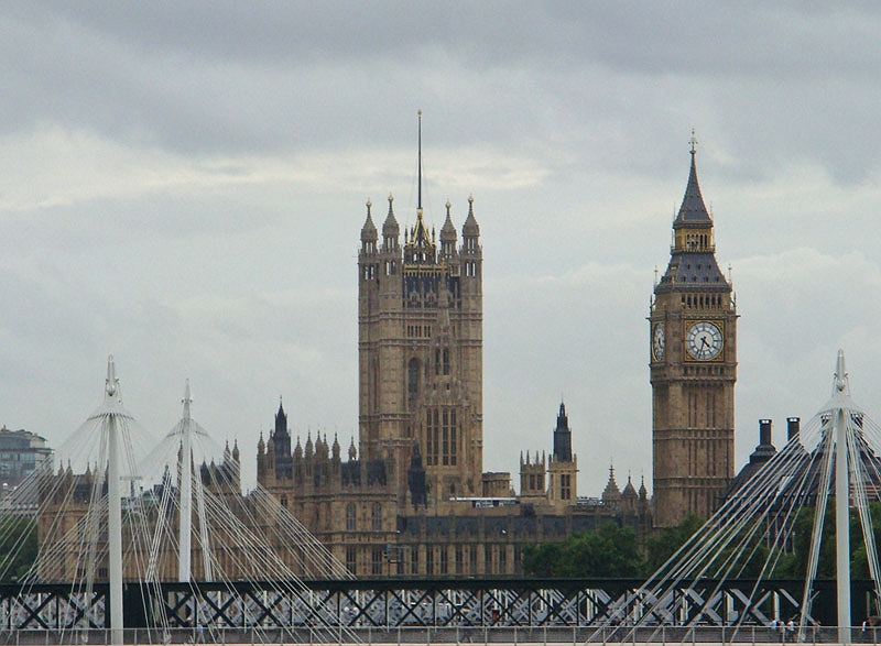 bigben.jpg - Look kids, Big Ben...Parliament