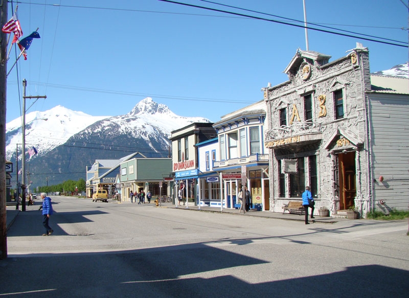 skagway3.jpg - Skagway on a warm morning.  We made it up to 75 today.